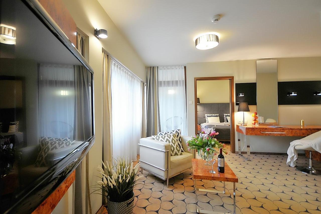 209 W Royal Tulip Sand Przy Plazy Dobruk Apartamenty كولوبرزيغ المظهر الخارجي الصورة