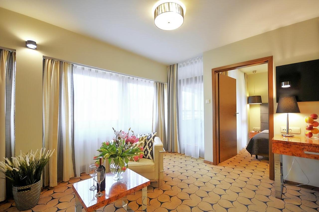 209 W Royal Tulip Sand Przy Plazy Dobruk Apartamenty كولوبرزيغ المظهر الخارجي الصورة